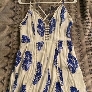 Cream/white and blue romper